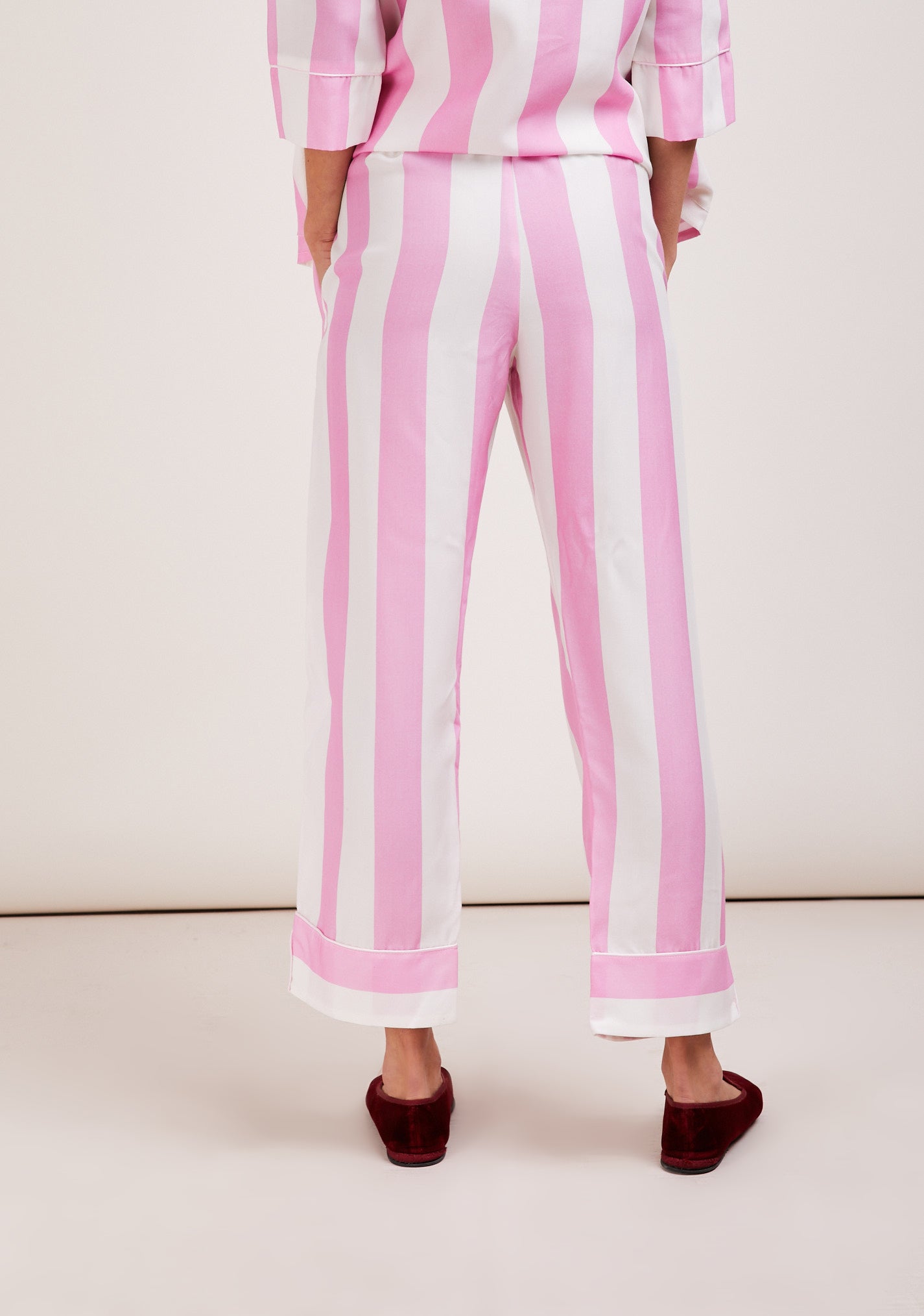 Load image into Gallery viewer, Pajama Set - In me I trust
